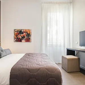 residenza-fontanella-barberini.it-romehotels.com/