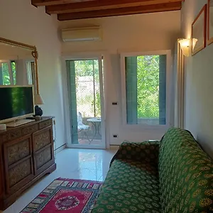 Apartment Beatiful Modern Flat Centre With Private Lounge Area Relax, Venice